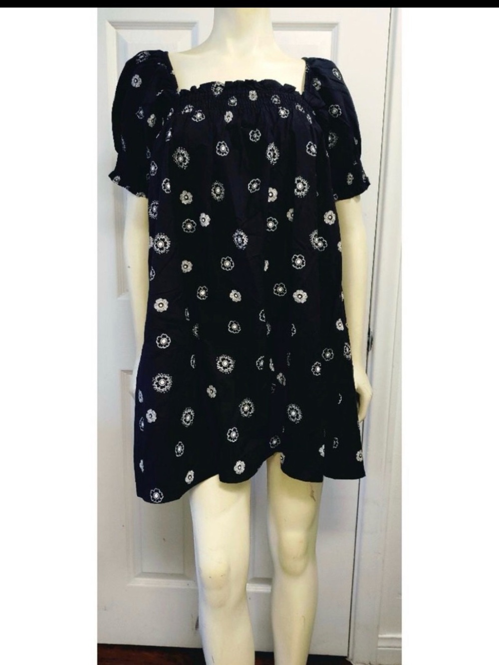 Urban Outfitters Black Floral Puff Sleeve Dress for Kids